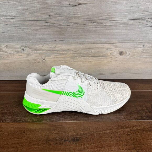 Nike Metcon 8 Mens Size 11 Phantom Light Orewood Brown Green Strike DO9328 006 - Picture 3 of 9